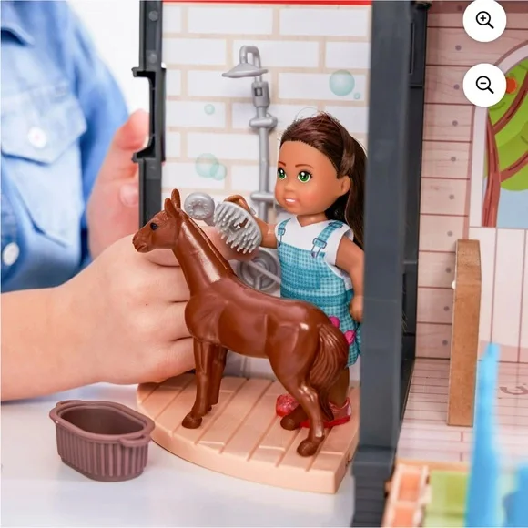 KidKraft Tote-ables'™ Portable Barn Dollhouse - Picture 11 of 15